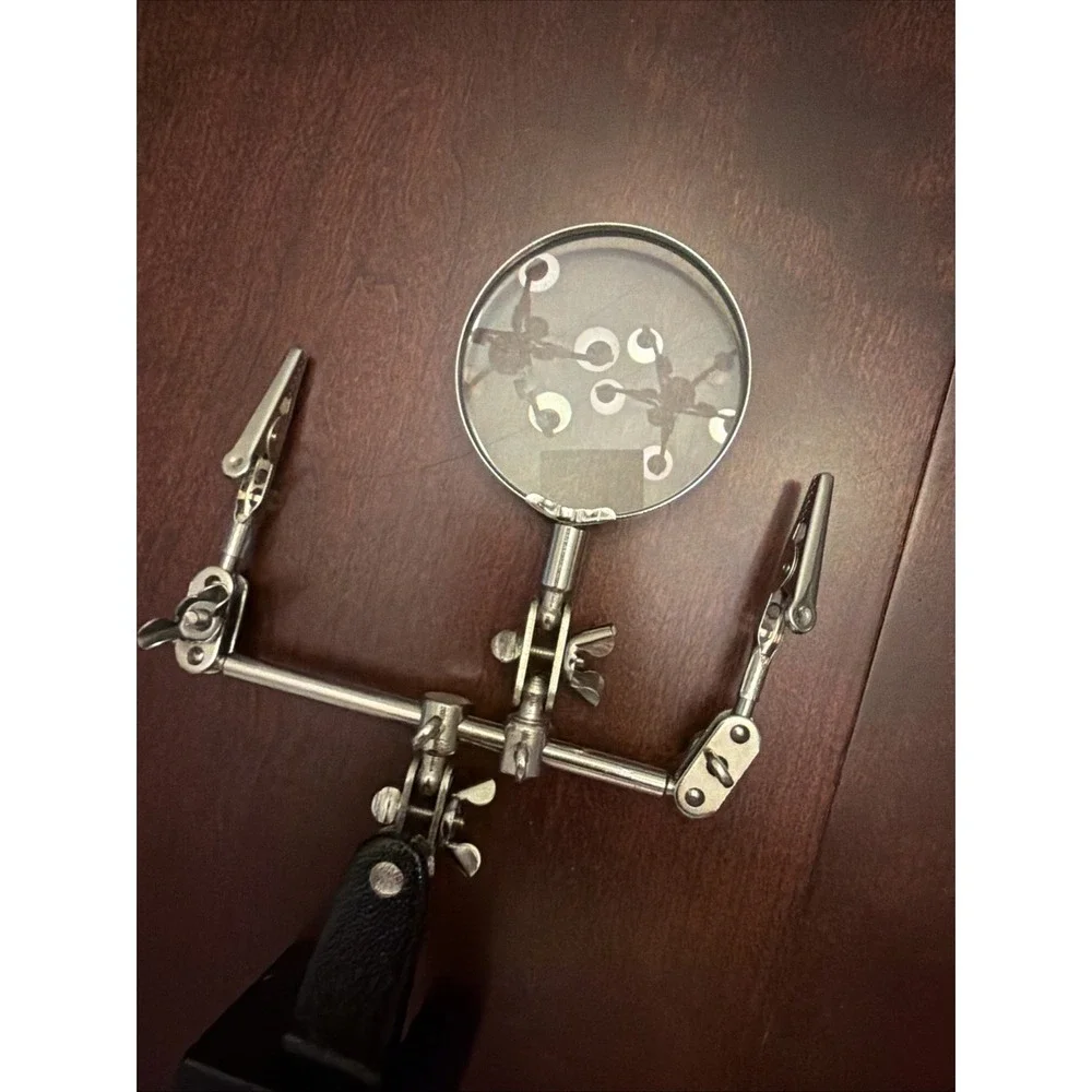 Vintage Magnifying Glass Stand
